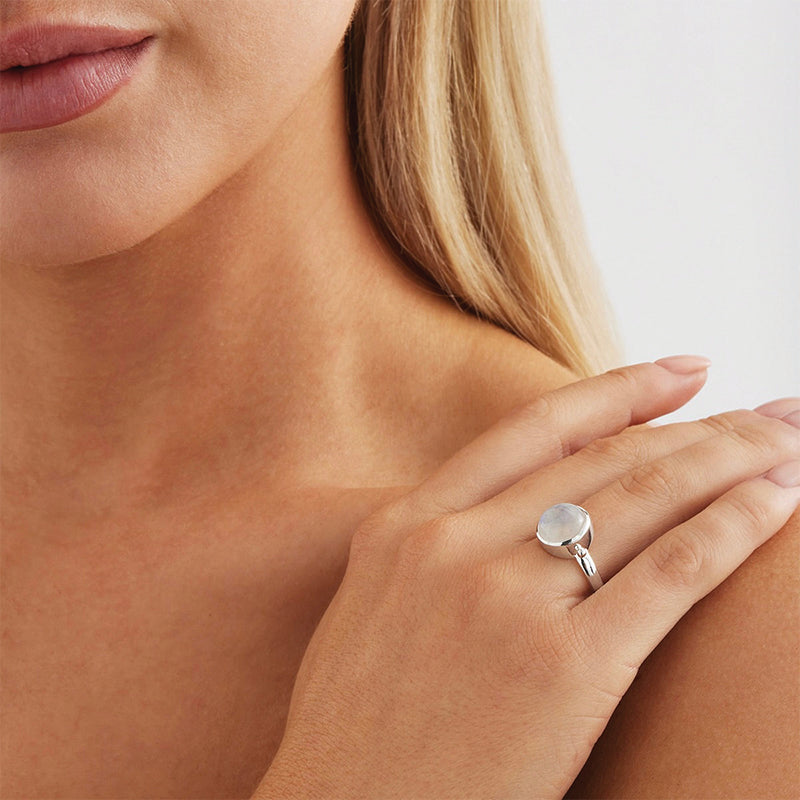 GARLAND MOONSTONE RING