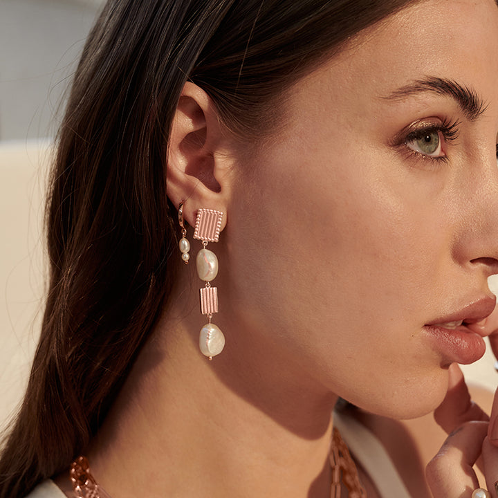 APHRODITE GODDESS LONG HANGING PEARL EARRINGS