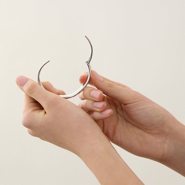 LA MUSE HINGED CUFF