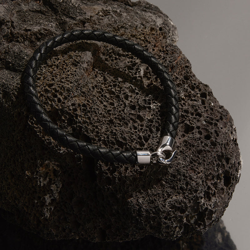 THE MARINER MENS PLAITED BLACK LEATHER BRACELET