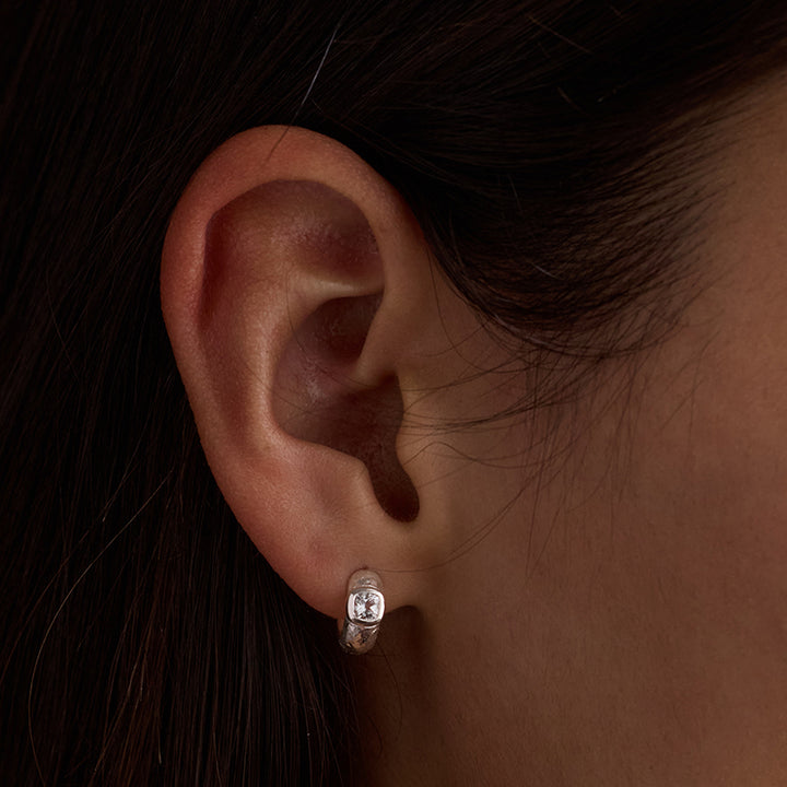 TASMIN HUGGIES - WHITE TOPAZ