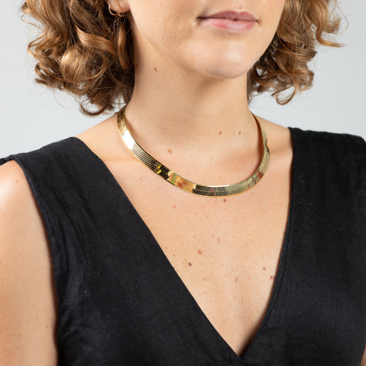 WIDE HERRINGBONE NECKLACE