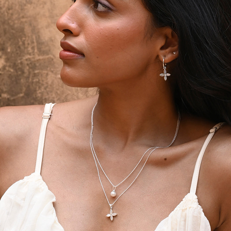 DESERT FLOWER SMALL HOOP EARRINGS