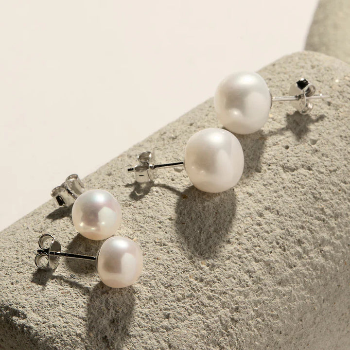 LUMINOSITY LARGE PEARL STUD