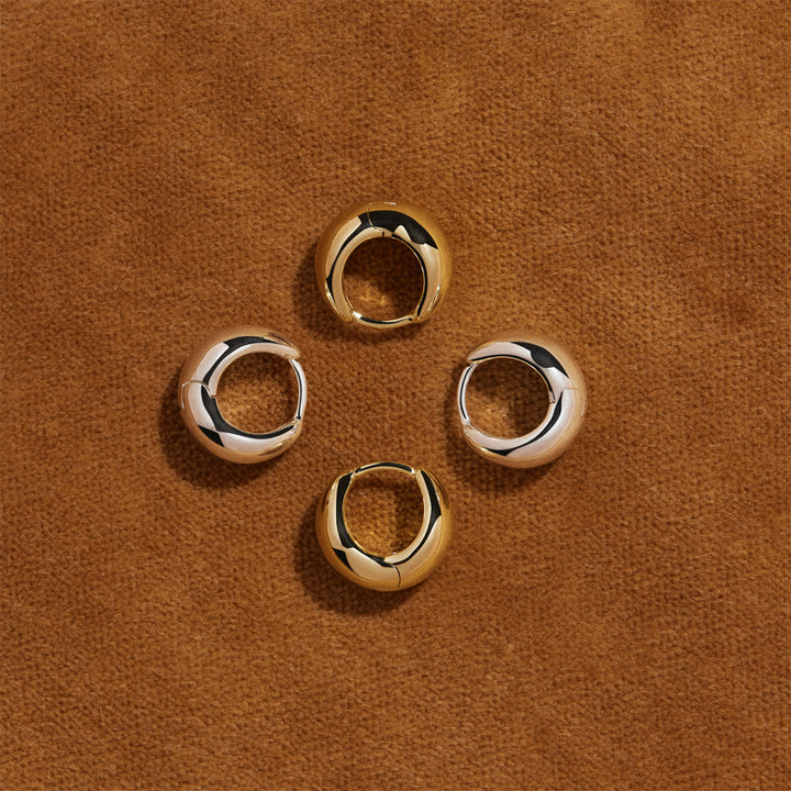 LA MUSE HUGGIE EARRINGS