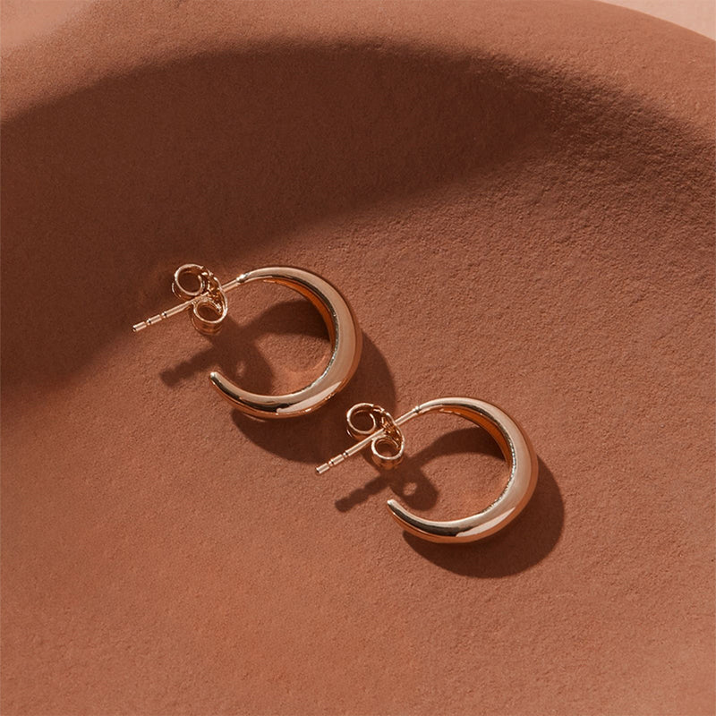 LA MUSE ROSE STUD EARRINGS