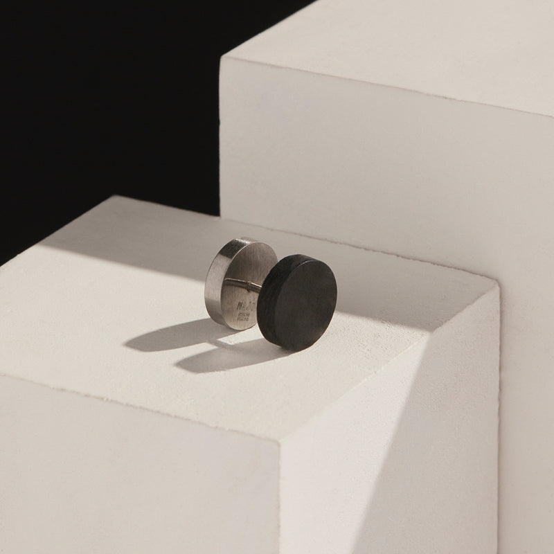 TORQUE MENS REVERSIBLE CARBON FIBRE AND STEEL EARRING