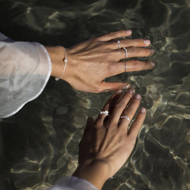 EBB AND FLOW DIAMOND RING