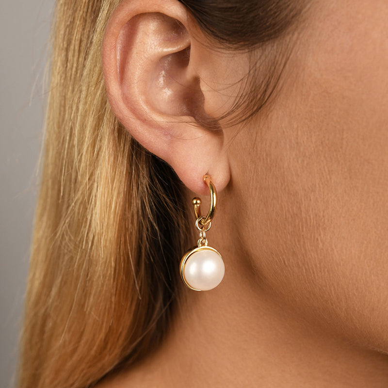 HOOP EARRINGS WITH PEARL