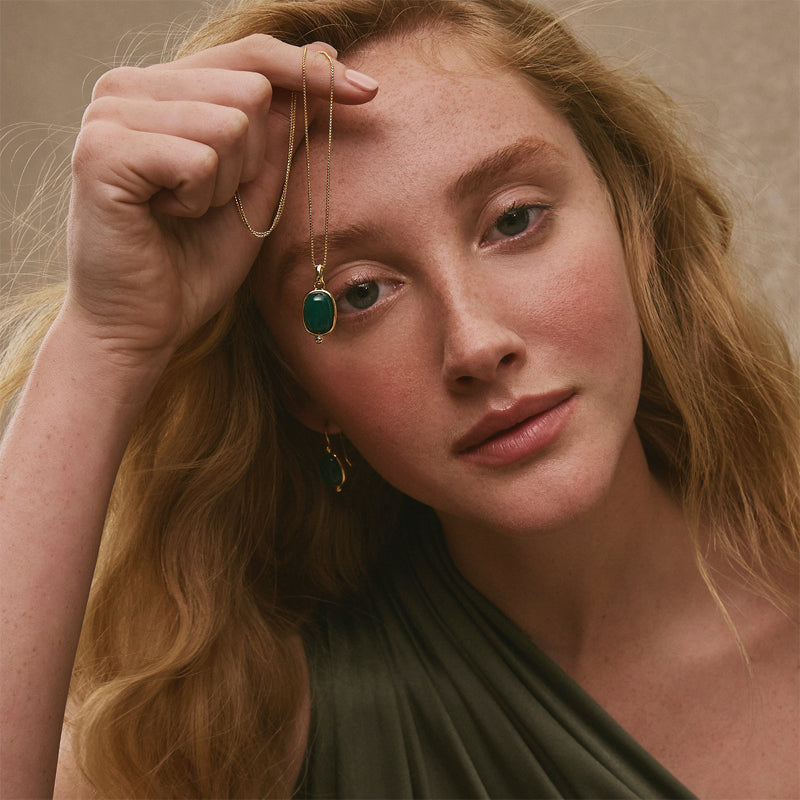 FLEUR GREEN ONYX NECKLACE