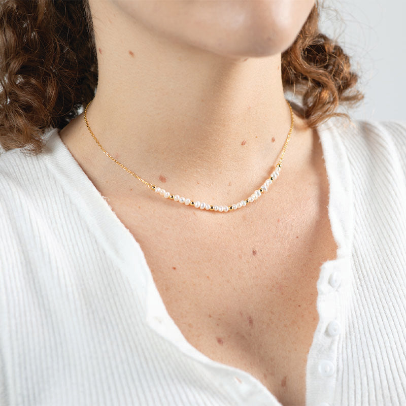 PEARL AND BEAD NECKLACE