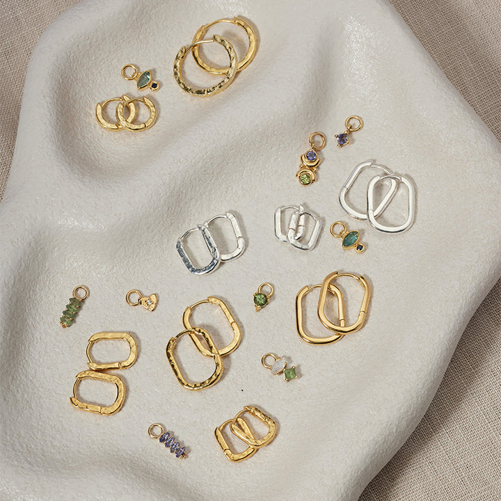 TEXTURED PAPER CLIP HUGGIES MEDIUM