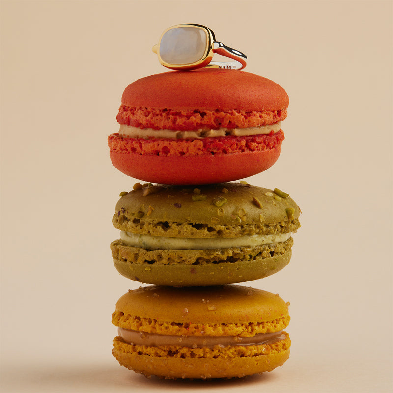 FLEUR RAINBOW MOONSTONE RING