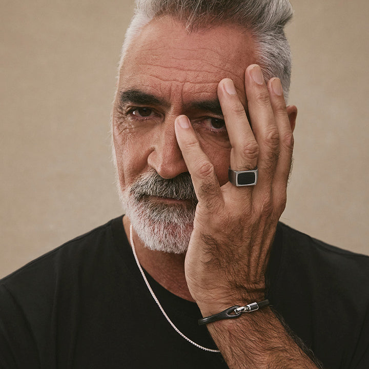 THE PALADIN MENS CARBON FIBRE AND STEEL RING