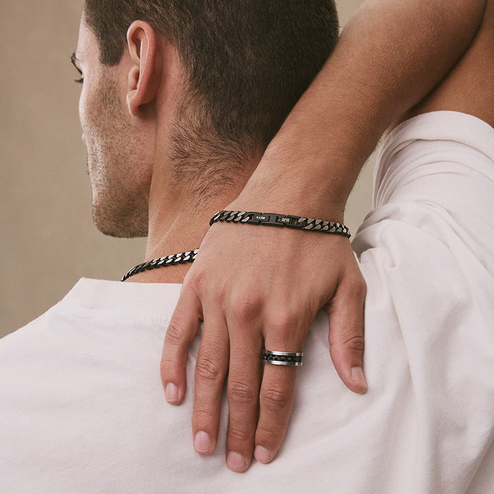 THE AVIATOR CARBON FIBRE AND STEEL RING