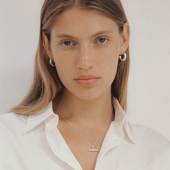 ROAM T-BAR NECKLACE