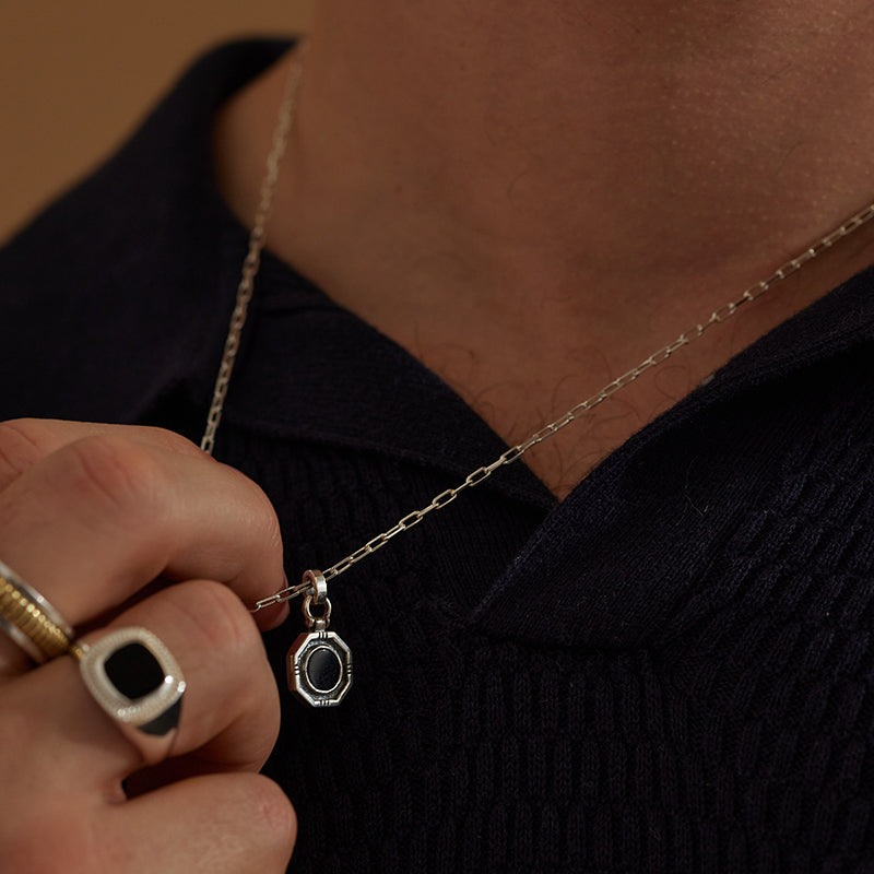 BLACK HENNESSY NECKLACE