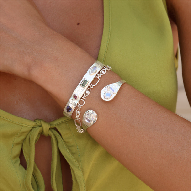 ARIA CUFF