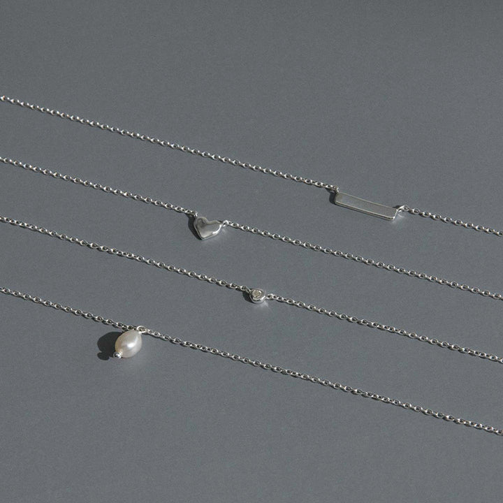 LAMOUR HEART NECKLACE