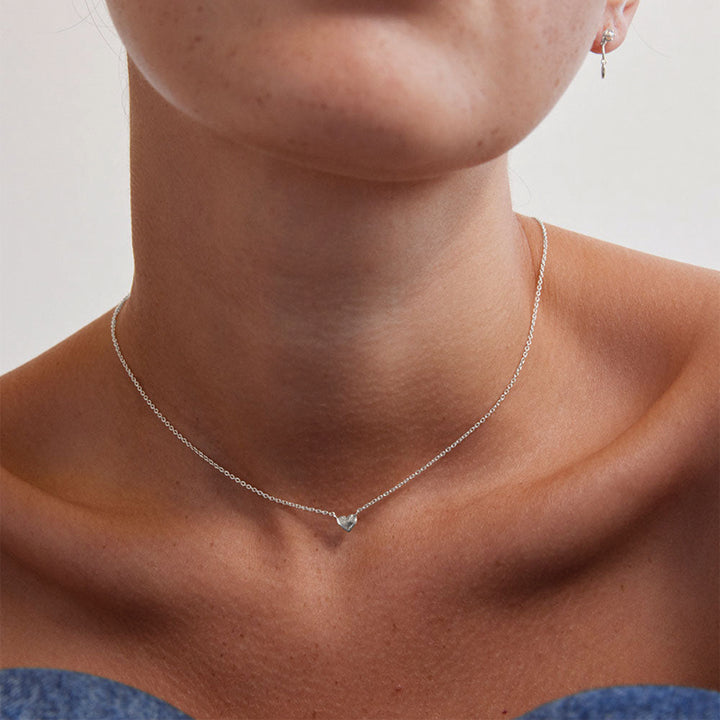 LAMOUR HEART NECKLACE