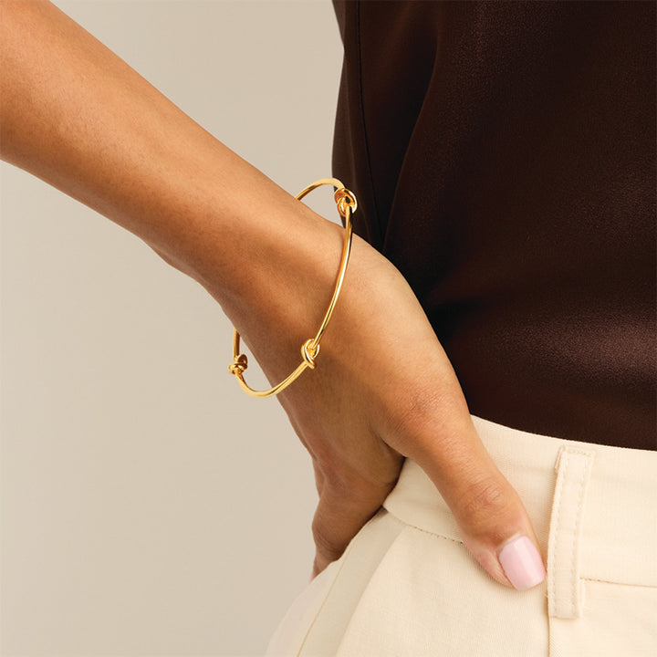 NATURES KNOT BANGLE