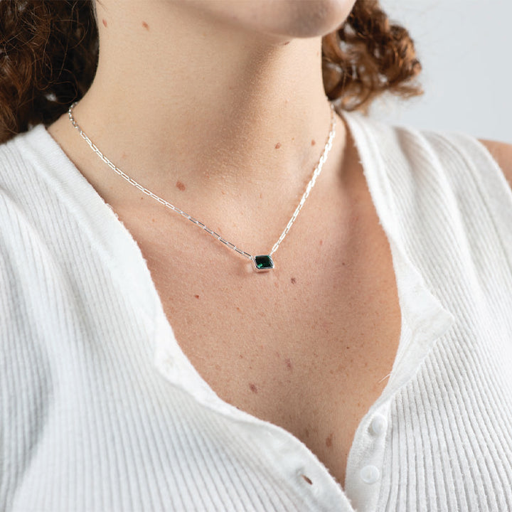 EMERALD PAPERCLIP NECKLACE