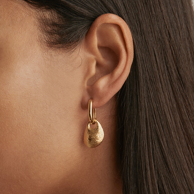 BENEATH THE SEA HOOPS