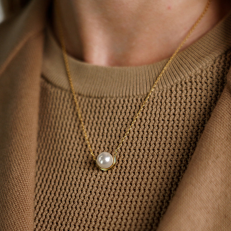 CRESCENT NINE-2-FIVE PEARL NECKLACE