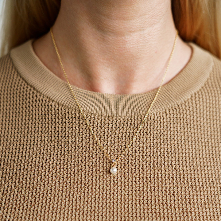 TOUCH OF SPARKLE PEARL NECKLACE