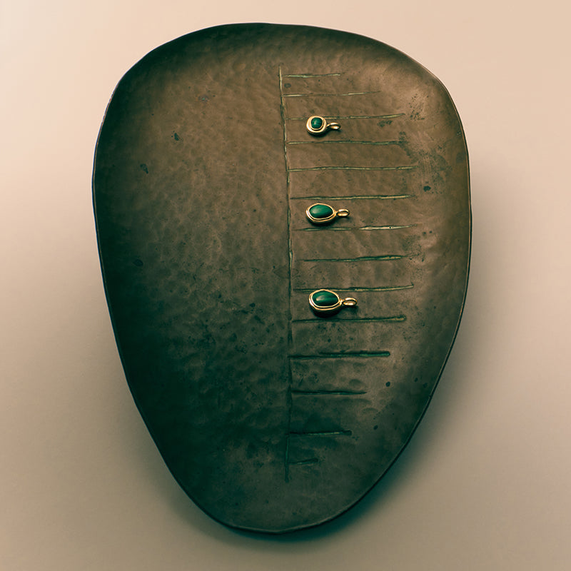 LUMINOUS MALACHITE CHARM