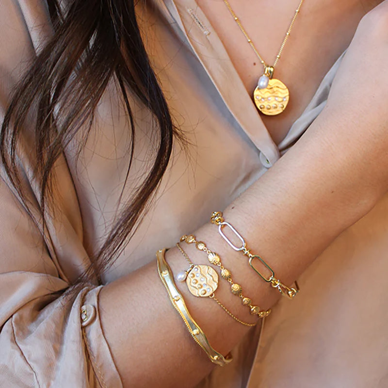 OCEAN DREAMER WAVE BANGLE