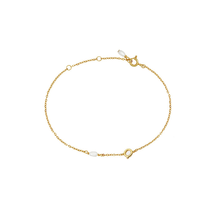 PEARL LETTER BRACELET