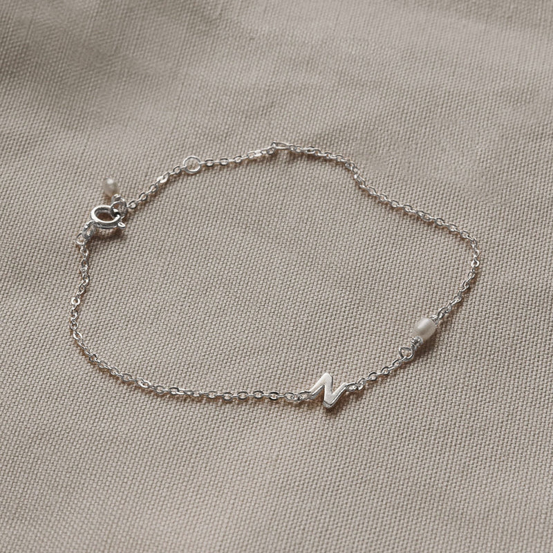 PEARL LETTER BRACELET