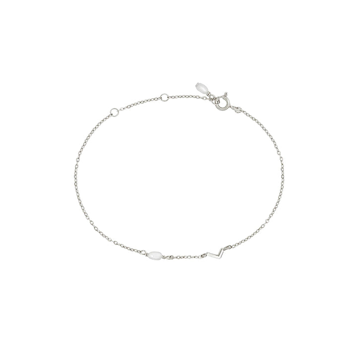 PEARL LETTER BRACELET