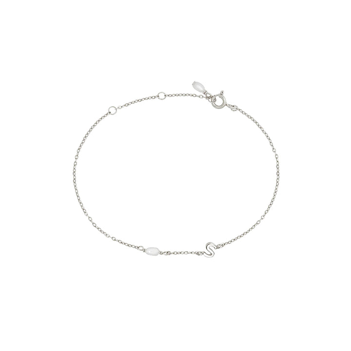 PEARL LETTER BRACELET