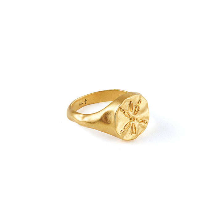 SAND DOLLAR SIGNET RING