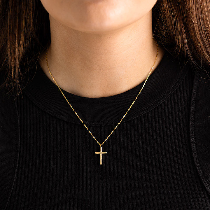 ETERNA CROSS NECKLACE