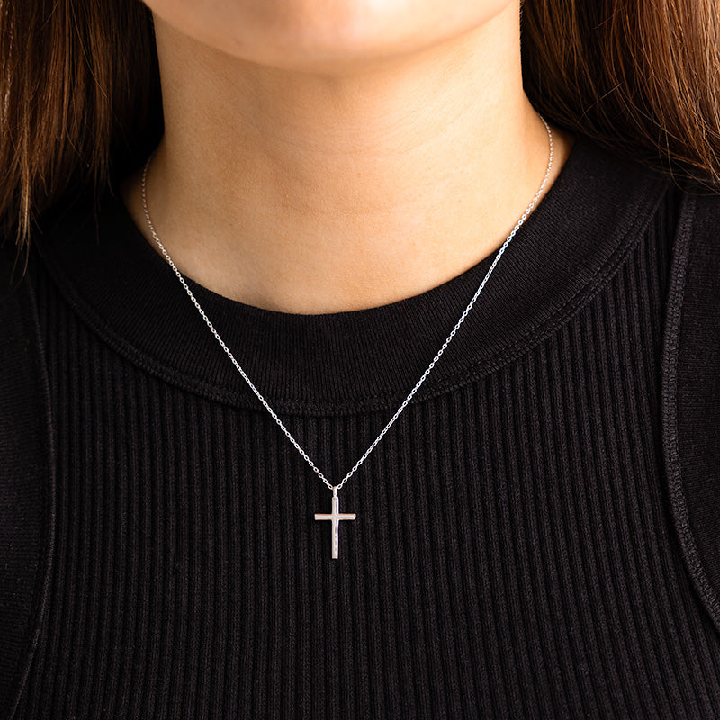 ETERNA CROSS NECKLACE
