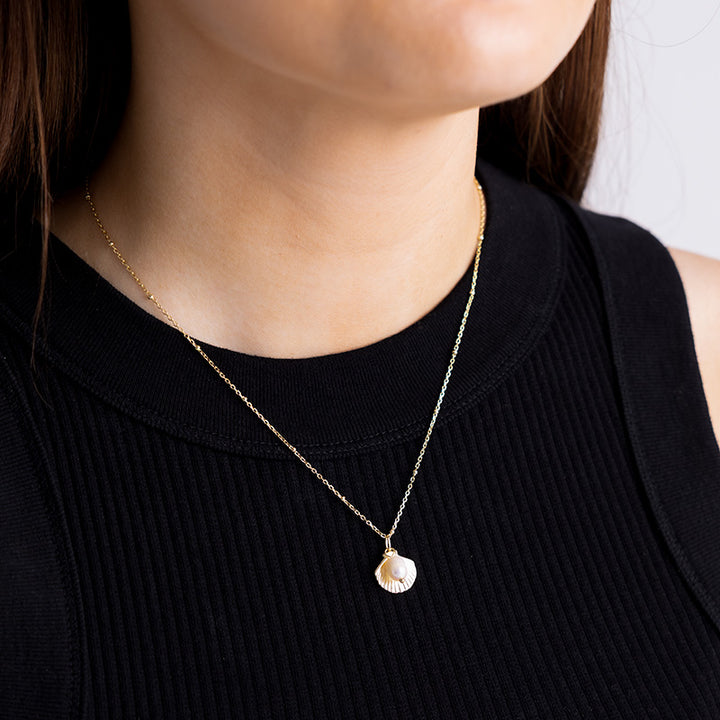 MARINA PEARL NECKLACE