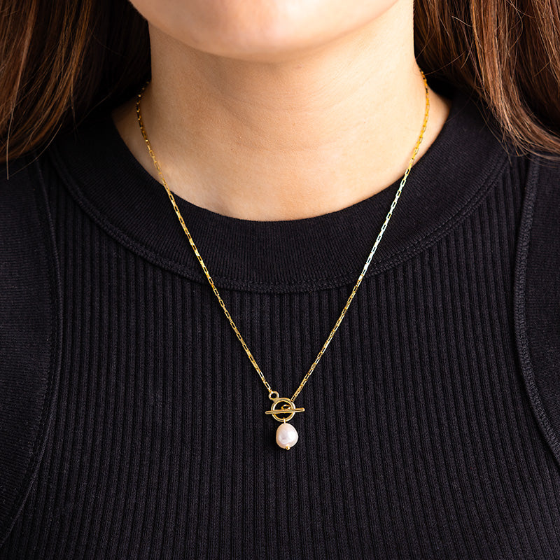 PEARL ESSENCE NECKLACE