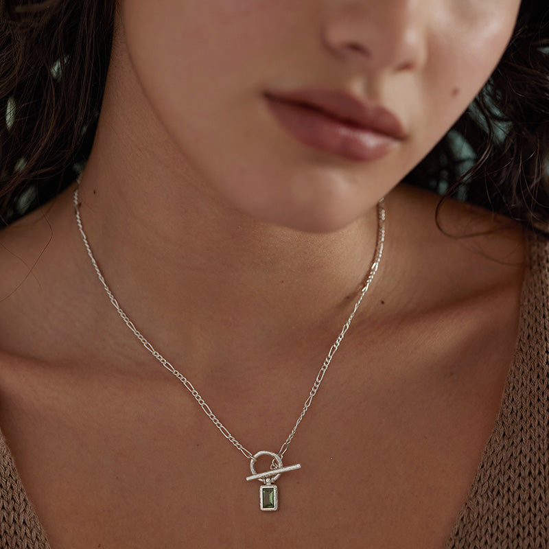 APATITE TOGGLE NECKLACE