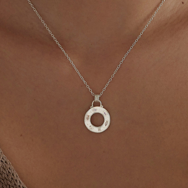 CLEO MOONSTONE NECKLACE