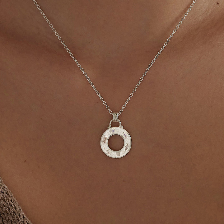 CLEO MOONSTONE NECKLACE