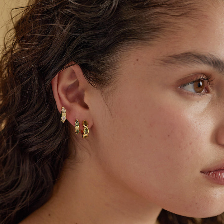 MAYA APATITE HUGGIES