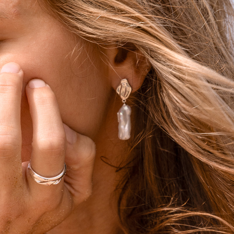 SEAFOAM PEARL EARRINGS