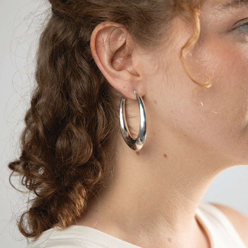 LONG OVAL HOOP EARRINGS