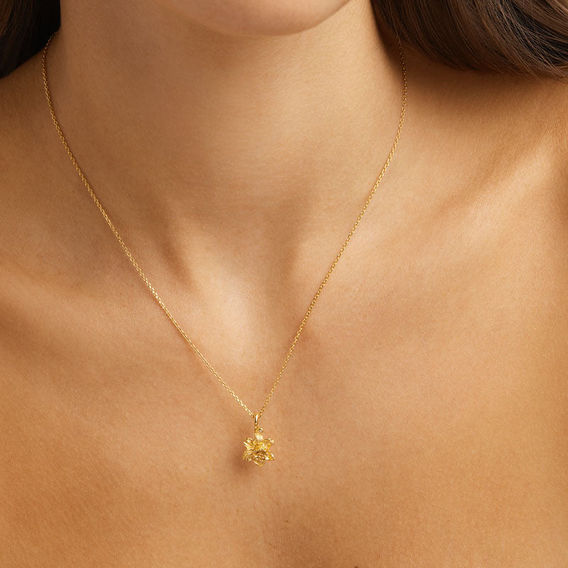DAFFODIL MARCH BIRTH FLOWER NECKLACE