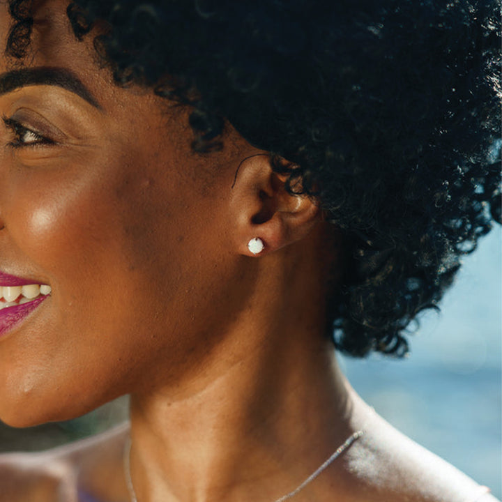 OPAL GLOW STUD EARRINGS