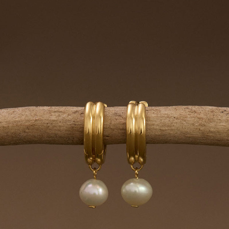 SOLACE PEARL HOOPS