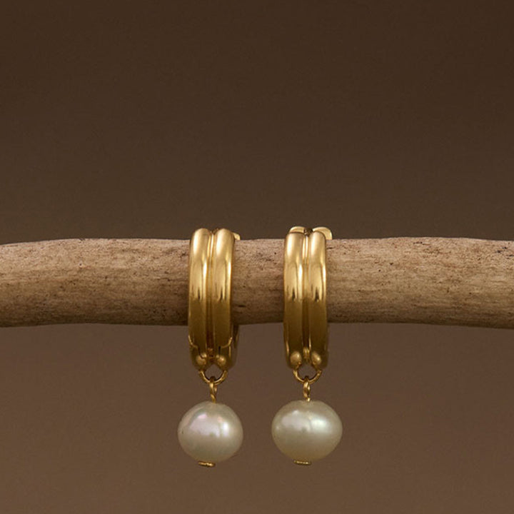 SOLACE PEARL HOOPS